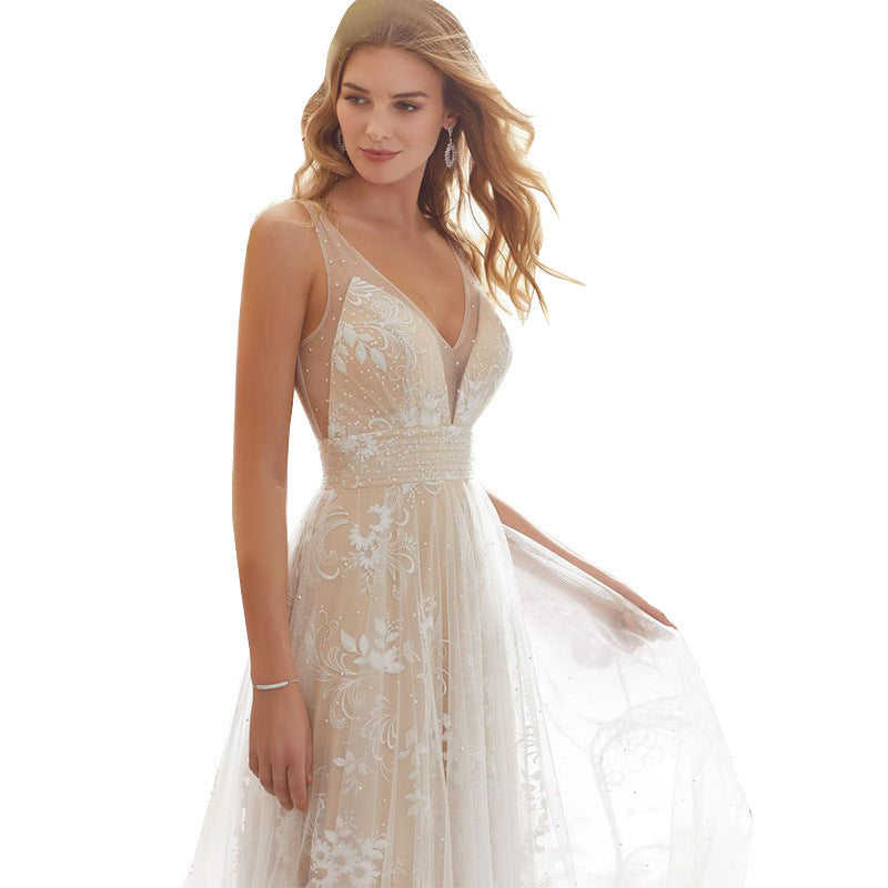 Sexy B- Neck Sleeveless Lace Wedding Dress