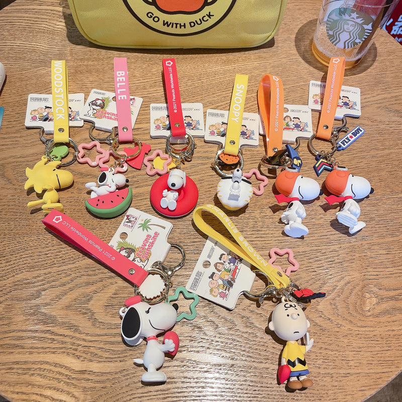 Cartoon Snoopy Second Generation Charlie Brown Doll Keychain Lovely Bag Pendant IP Authorized Ornaments